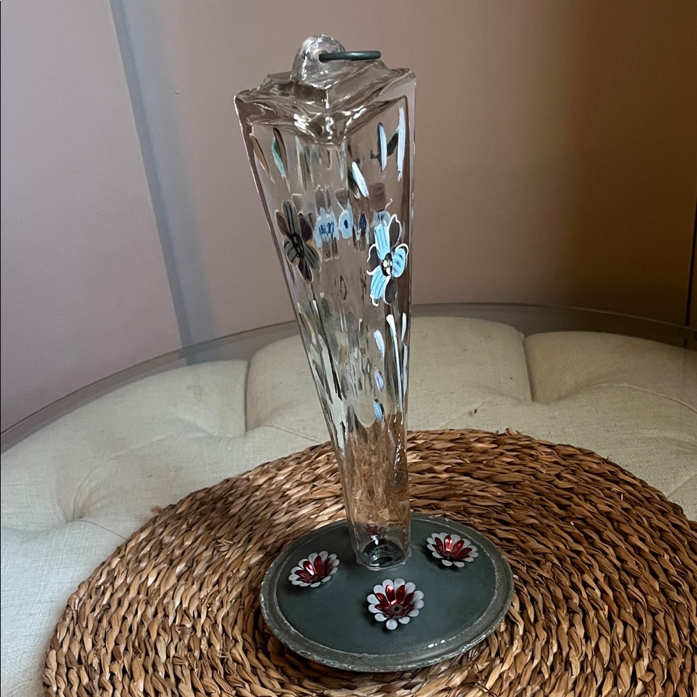 Vintage Hummingbird Feeder Hand-Blown and Hand-Painted Glass Vesal Metal base - Picture 2 of 9